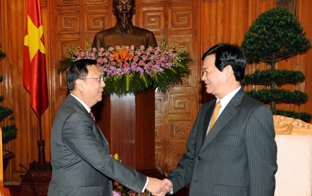 Premierminister Nguyen Tan Dung trifft thailändischen und indischen Botschafter