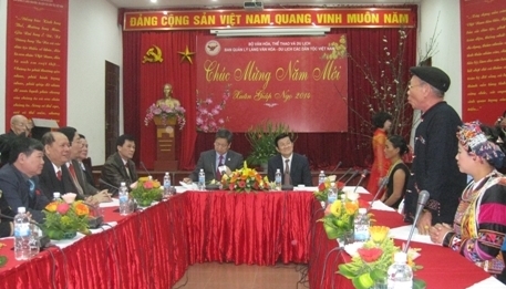 Staatspräsident Truong Tan Sang beteiligt sich am Fest “Frühlingsatmosphäre im ganzen Land”