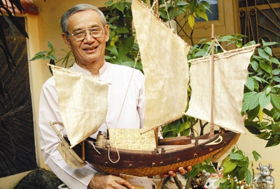 Doktor Nguyen Nha forscht das Meer und Inseln Vietnams