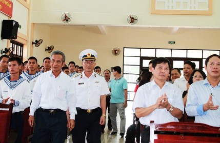 Erforschung der Gedenkstätte der gefallenen Soldaten auf der Insel Gac Ma