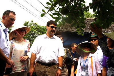Ungarischer Präsident besucht die Provinz Tien Giang