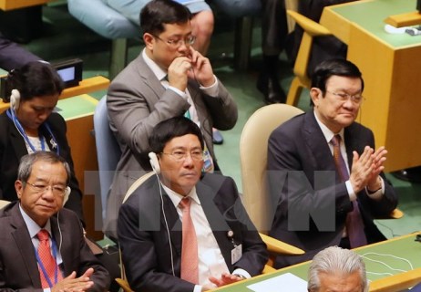 Vize-Premierminister, Außenminister Pham Binh Minh nimmt am UN-Dialog über Armutsbekämpfung