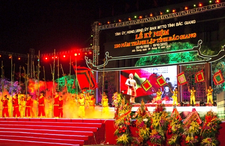 Feier zum 120. Gründungstag der Provinz Bac Giang