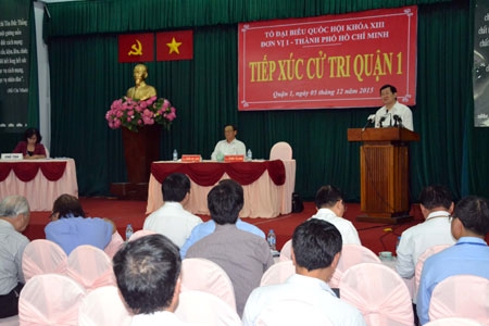 Staatspräsident Truong Tan Sang trifft Wähler in Ho Chi Minh Stadt
