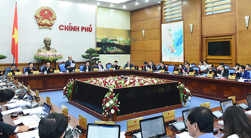 Regierung führt die turnusmäßige Sitzung im Juli