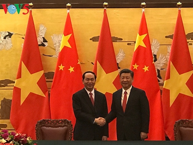 Staatspräsident Tran Dai Quang führt Gespräch mit dem chinesischen Staatspräsident Xi Jinping