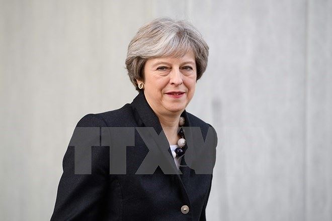 Britische Medien: Premierministerin Theresa May will Kabinett umbilden