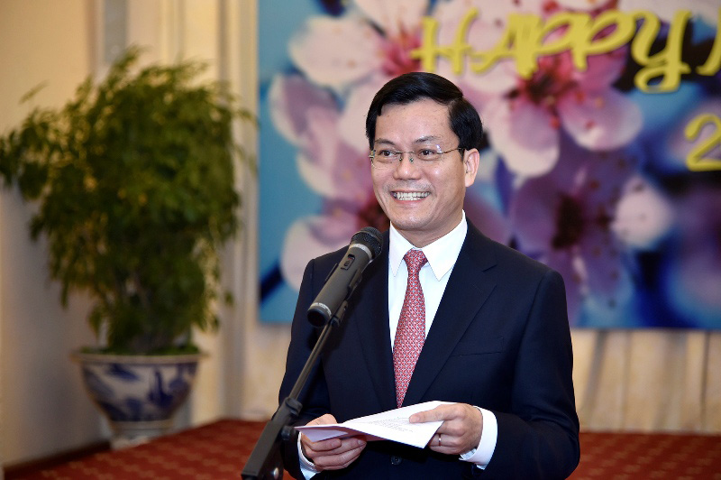 Treffen mit Vertretern ausländischer Vertretungen in Vietnam zum neuen Jahr