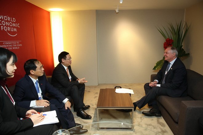 WEF 2018: Vietnam betont die gesunde Entwicklung des Dienstleistung-, und Gesundheitsmarktes