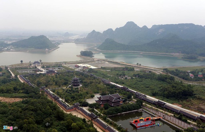 Verschiebung des nationalen Tourismusjahres und vieler Feste