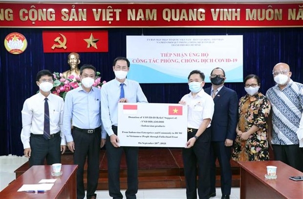 Ausländische Unternehmen und Gemeinschaft in Ho-Chi-Minh-Stadt unterstützen die Covid-19-Bekämpfung