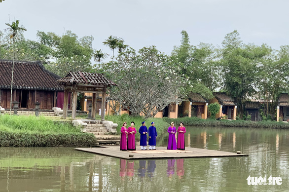 Erbe-Festival im Ao-Dai-Museum