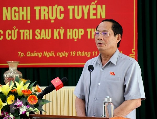 Vize-Parlamentspräsident Tran Quang Phuong trifft Wähler in Quang Ngai