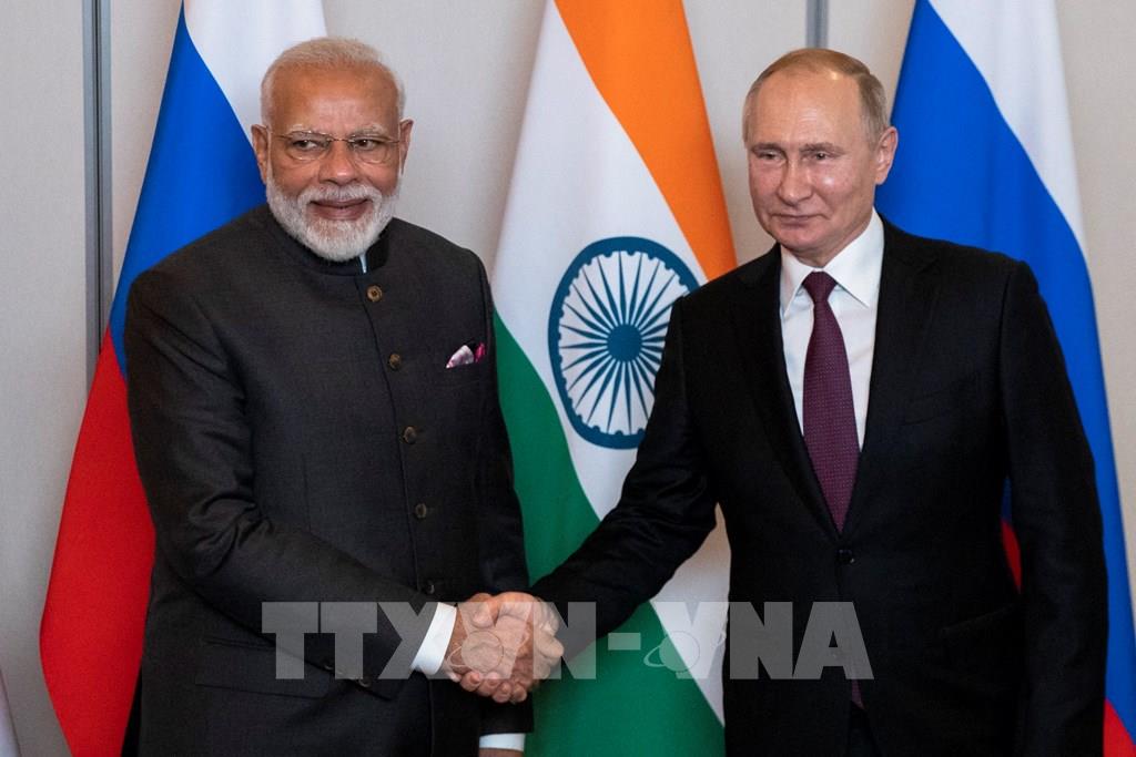 Indien bekräftigt im Vorfeld des „2+2-Dialogs” mit den USA die wirtschaftlichen Beziehungen zu Russland