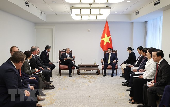 Premierminister Pham Minh Chinh empfängt Vertreter großer Organisationen und Wirtschaftskonzerne der USA