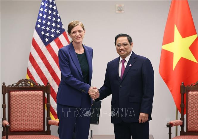 Premierminister Pham Minh Chinh trifft sich mit der Direktorin von USAID, Samantha Power
