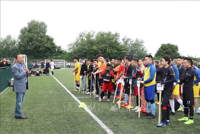 Gemeinschaftsfußballturnier der Vietnamesen in Großbritannien