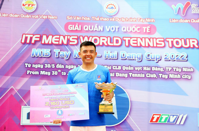 Der Tennisspieler Ly Hoang Nam kehrt in die Top 400 der ATP zurück