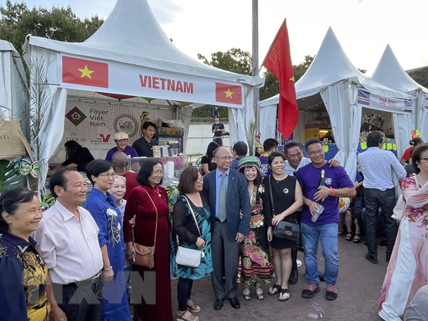 Vietnam nimmt am internationalen kulinarischen Dorf in Frankreich teil