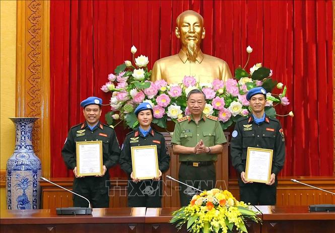 Drei vietnamesische Offiziere beteiligen sich an UN-Friedensmission im Südsudan