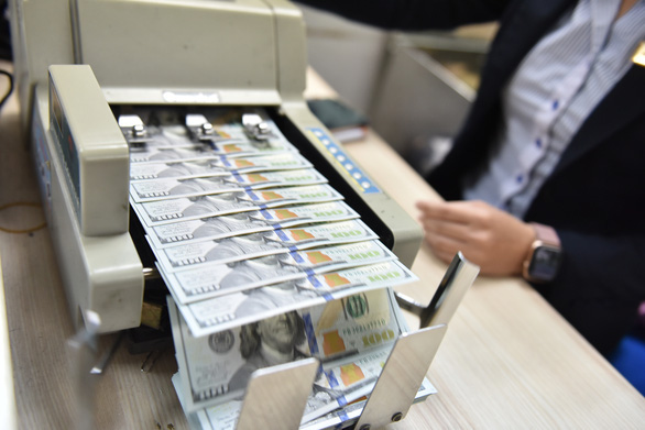 Die vietnamesische Staatsbank passt die USA/VND-Wechselkursspanne auf fünf Prozent an