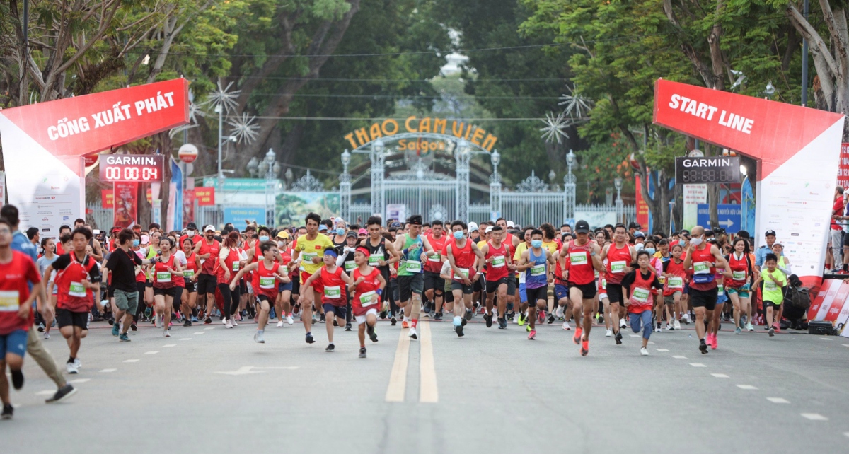 14.000 Sportler aus über 60 Ländern beteiligen sich am Internationalen Marathon in Ho-Chi-Minh-Stadt