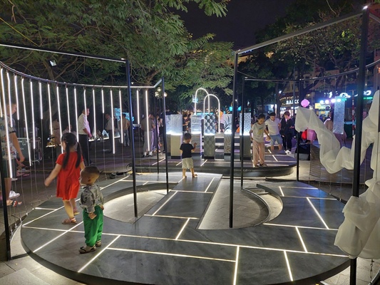 Eröffnung des Festivals für kreatives Design Hanoi 2022