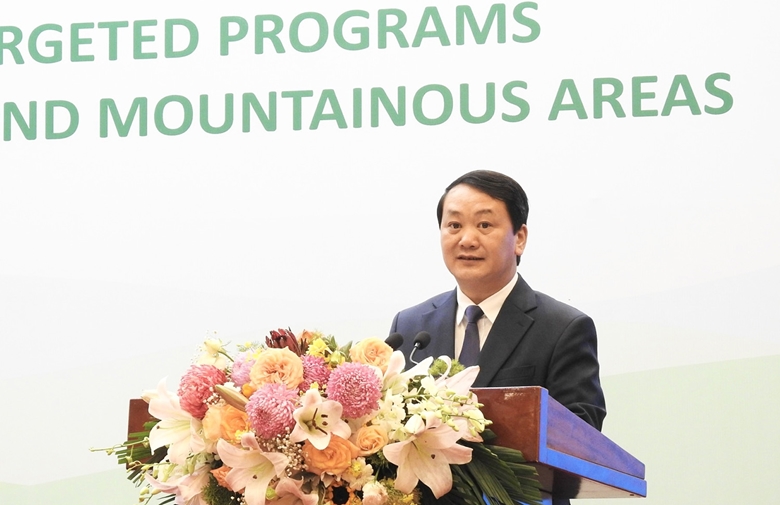 Alle Ressourcen für die Entwicklung der Gebiete ethnischer Minderheiten mobilisieren