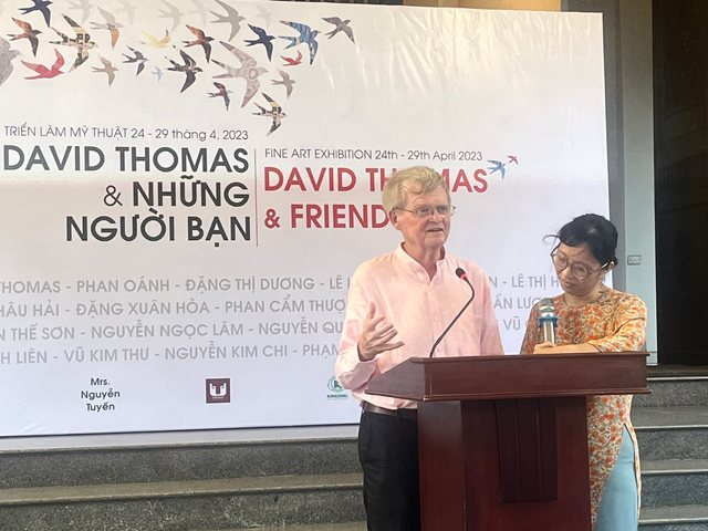 21 vietnamesische Maler nehmen an der Ausstellung „David Thomas und Freunde” teil