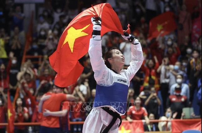 Vietnamesische Taekwondo-Kämpferin besiegt Taekwondo-Weltmeisterin