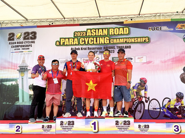 Nguyen Thi Be Hong gewinnt die Goldmedaille bei der asiatischen Jugend-Radmeisterschaft 2023