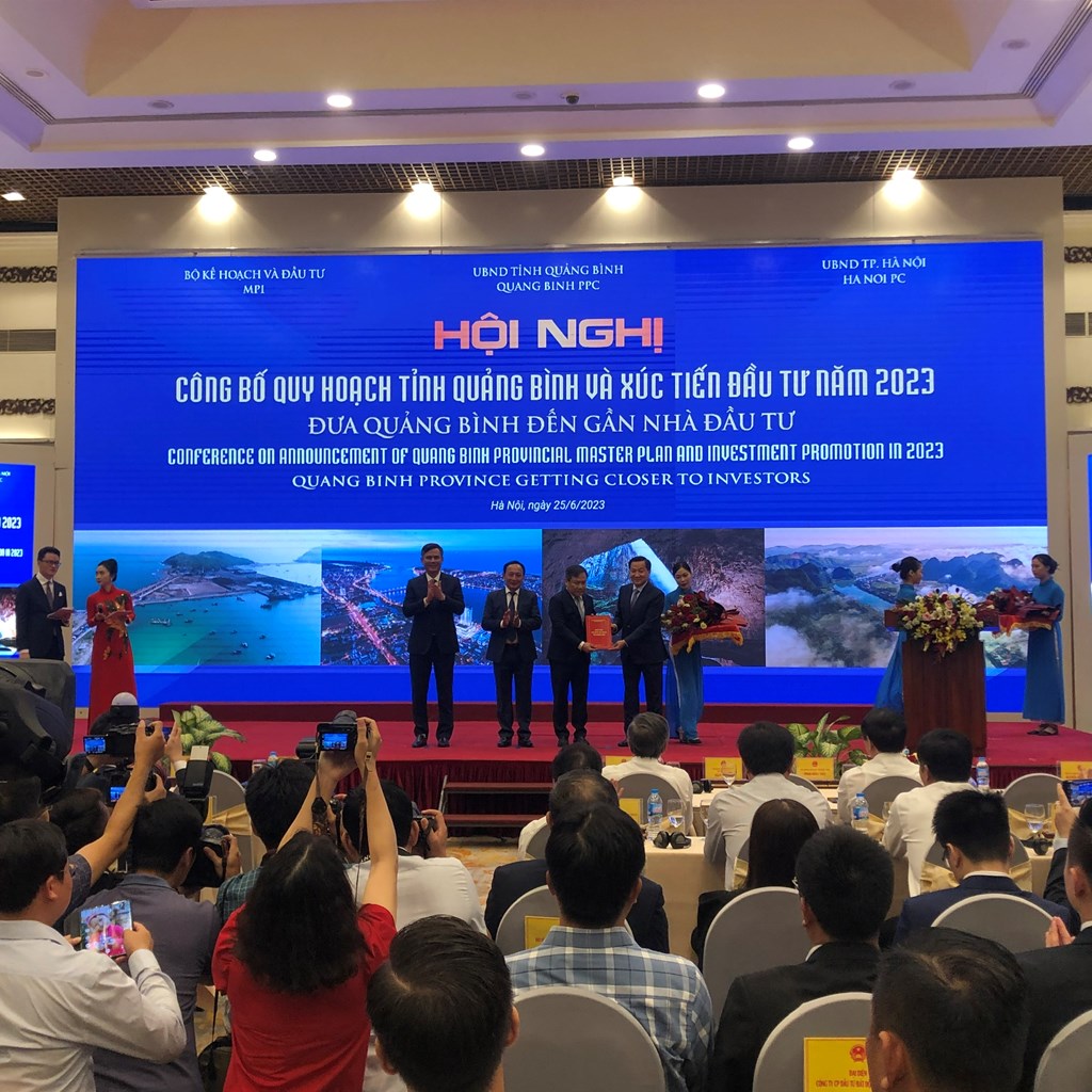 Konferenz zur Investitionsförderung in der Provinz Quang Binh 2023