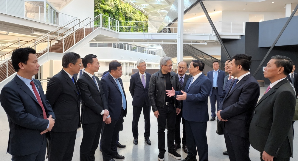 Premierminister Pham Minh Chinh besucht einige US-Technologieunternehmen im Silicon Valley