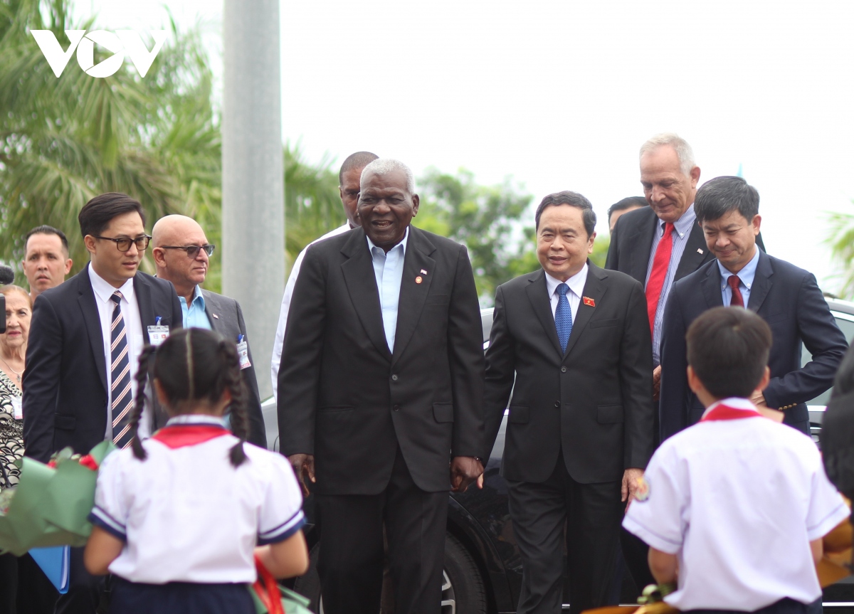 Kubas Parlamentspräsident besucht die Provinz Quang Tri