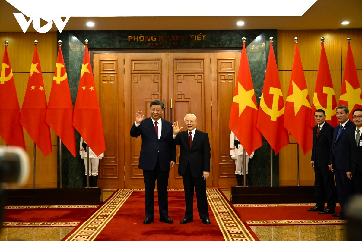Gespräch zwischen KPV-Generalsekretär Nguyen Phu Trong und Generalsekretär der KP Chinas Xi Jinping