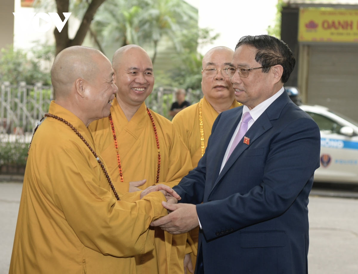 Premierminister Pham Minh Chinh gratuliert zum Vesakfest 2024