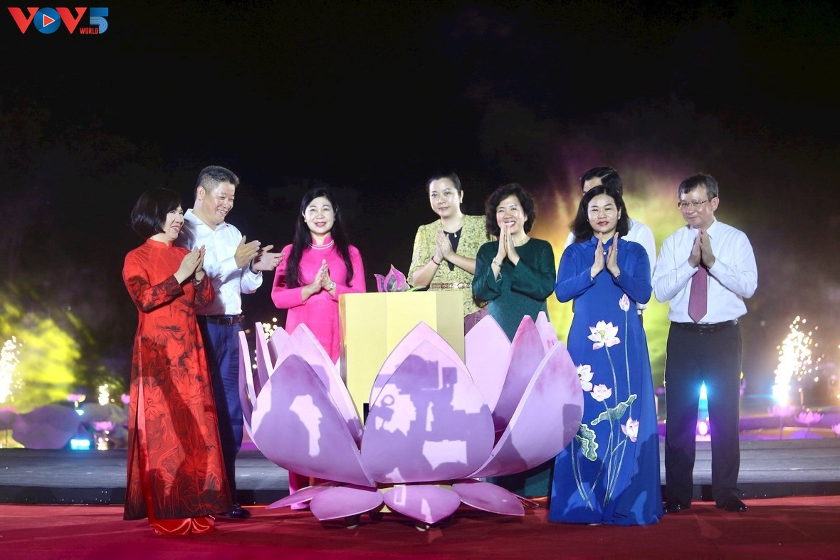 Eröffnung des Lotusfestivals in Hanoi