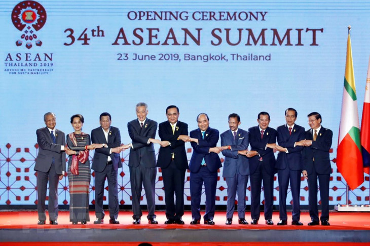 응우옌쑤언푹 총리, 제 34차 ASEAN 정상회의 참가 성공적으로 마무리