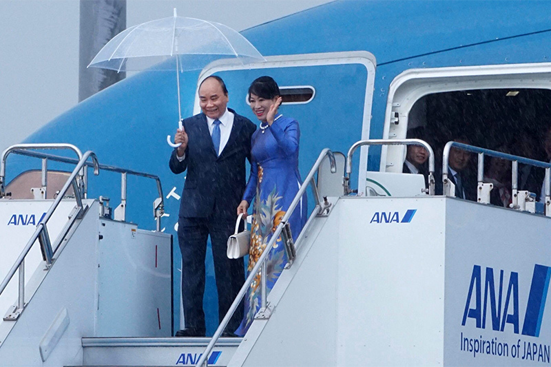 응우옌 쑤언 푹 총리 오사카 방문, G20정상회의 활동 시작