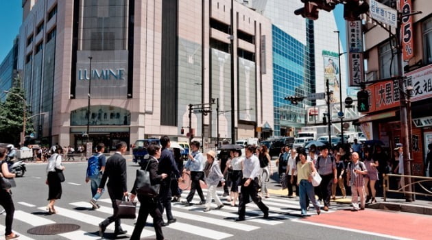 10년 연속 일본 인구 감소…외국인은 사상 최대