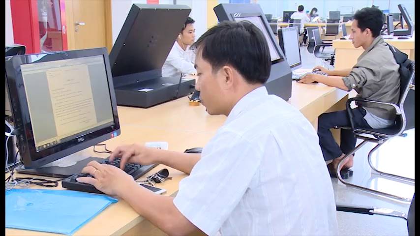 빈즈엉 성의  행정 개혁에 대한  IT 응용 증진