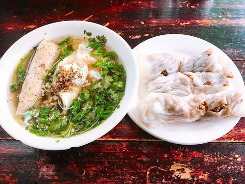 반꾸언 까오방, “국물 반 꾸언”
