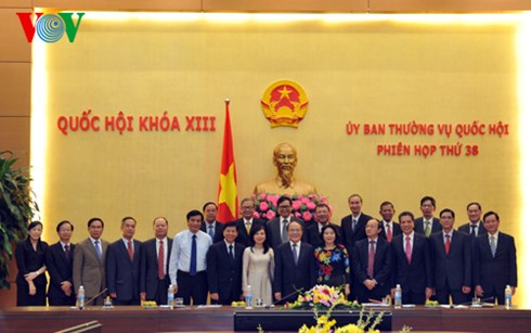 "cac dai su phai tranh thu su ung ho cua ban be quoc te" hinh 0
