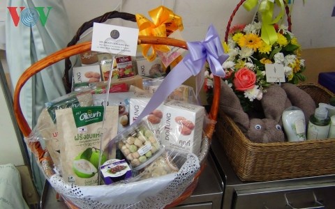 nguoi viet bi thuong trong vu no tai bangkok da binh phuc hinh 2