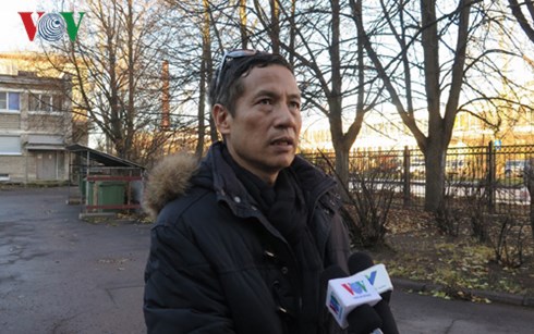 chia se noi dau voi gia dinh viet co nguoi tu nan trong vu roi may bay hinh 5