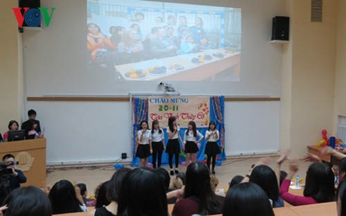 sinh vien viet nam tai nga to chuc ky niem ngay nha giao viet nam hinh 0