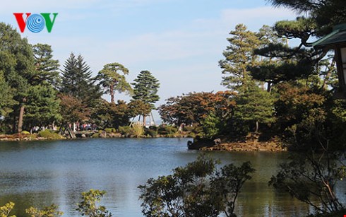 kanazawa- ve dep hoa quyen cua truyen thong va hien dai nhat ban hinh 0