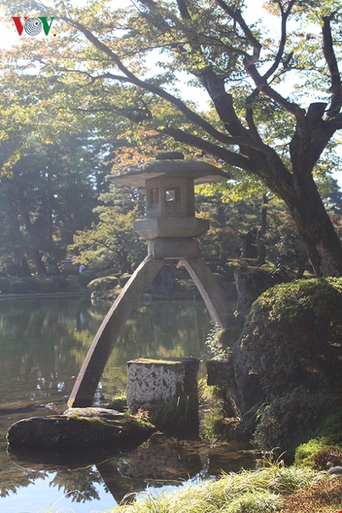 kanazawa- ve dep hoa quyen cua truyen thong va hien dai nhat ban hinh 2