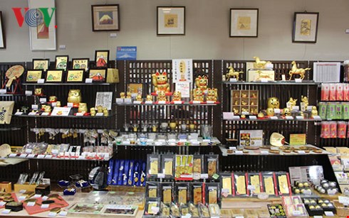 kanazawa- ve dep hoa quyen cua truyen thong va hien dai nhat ban hinh 1