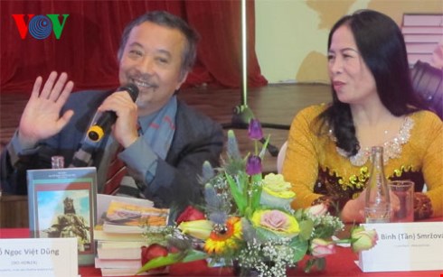 quang ba van hoa sec cho nguoi viet tai sec hinh 0